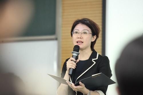 1504576812648075743.jpg MBA教育中心执行主任张磊老师致辞.jpg